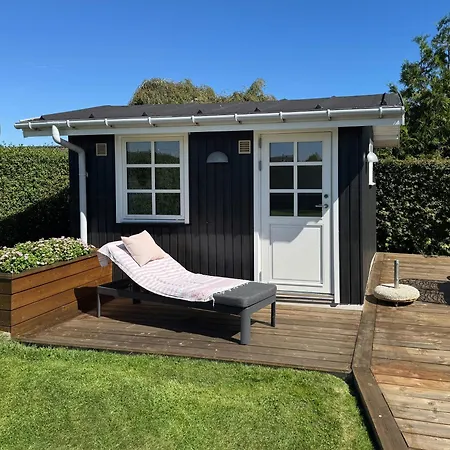 Hébergement de vacances Romantic Summerhouse With Seaview *