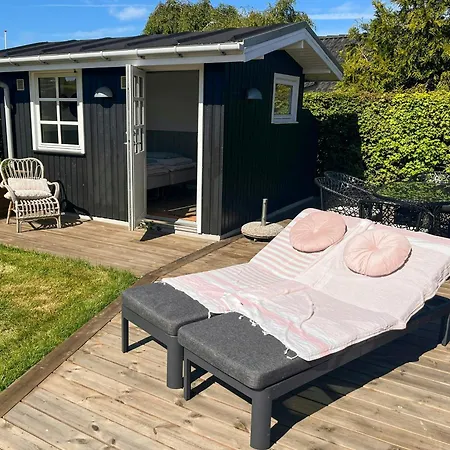 Romantic Summerhouse With Seaview Kolding