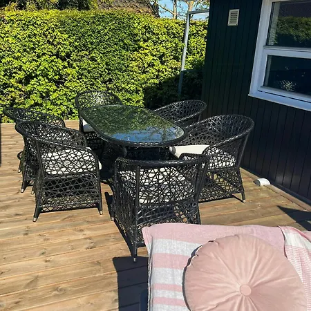 Hébergement de vacances Romantic Summerhouse With Seaview