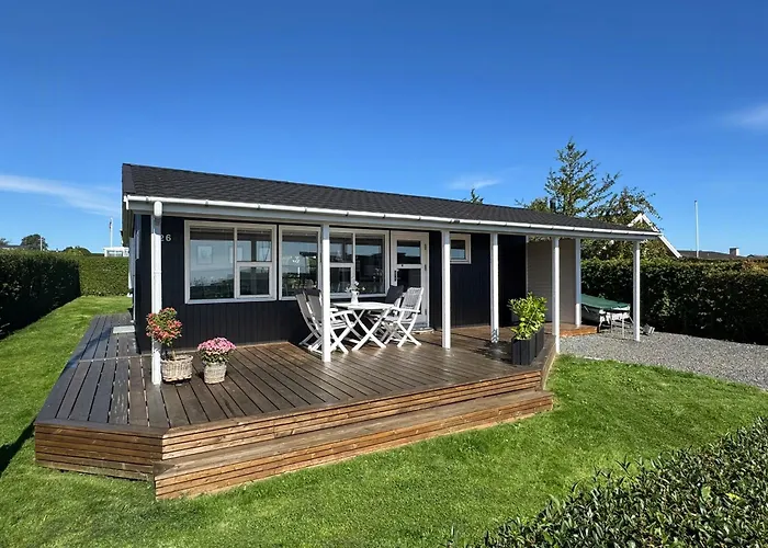 Romantic Summerhouse With Seaview Kolding